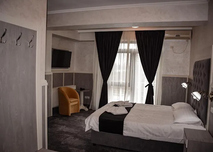 Golden Rose Constanta